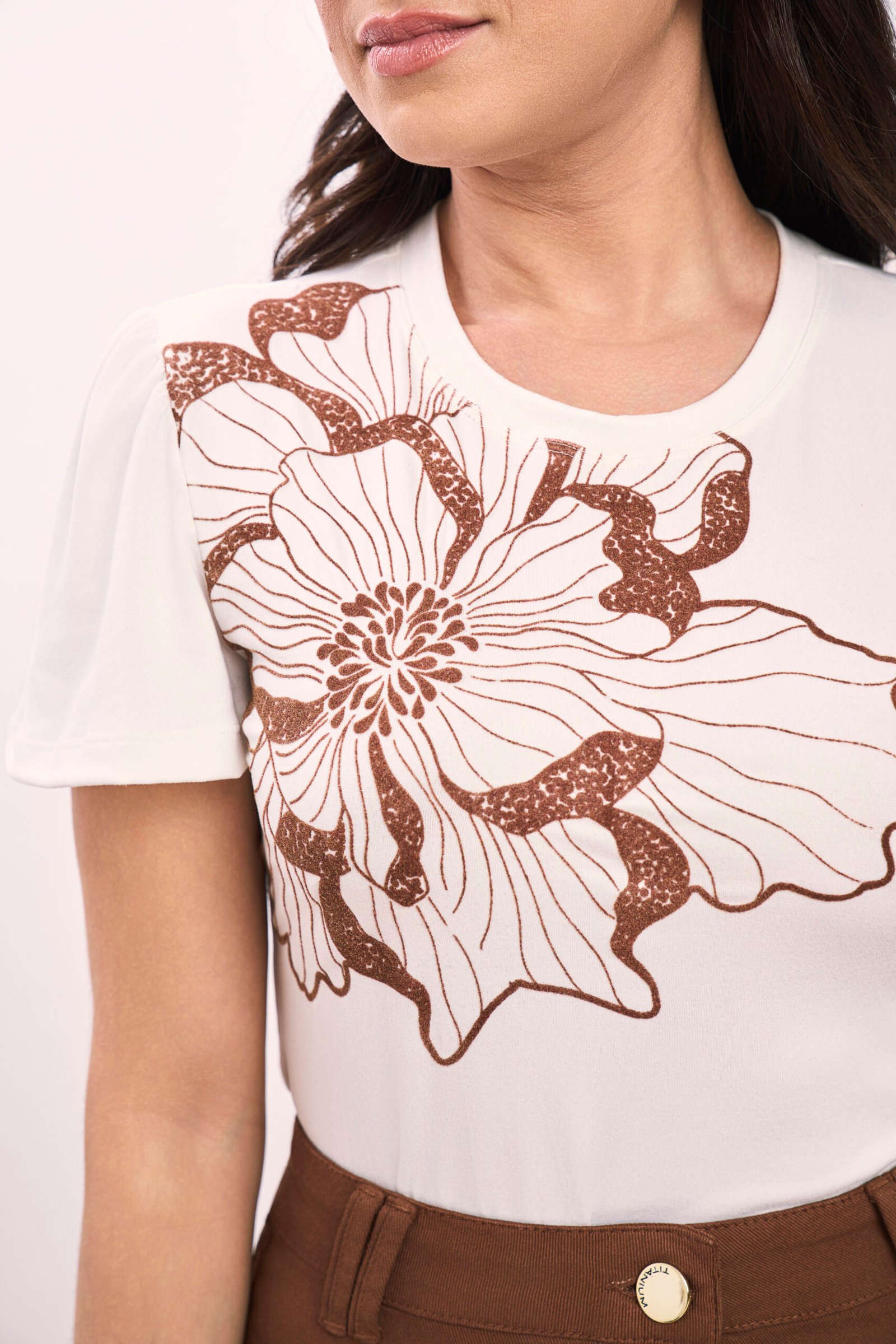 28178-T-SHIRT DE MALHA COM ESTAMPA TEXTURIZADA - Imagem 2