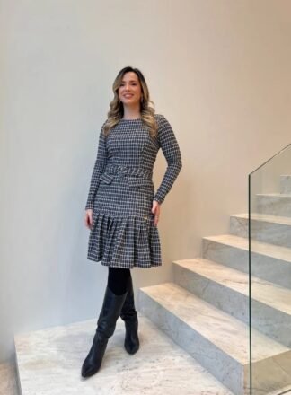 Vestido em Tweed preto - Expressão