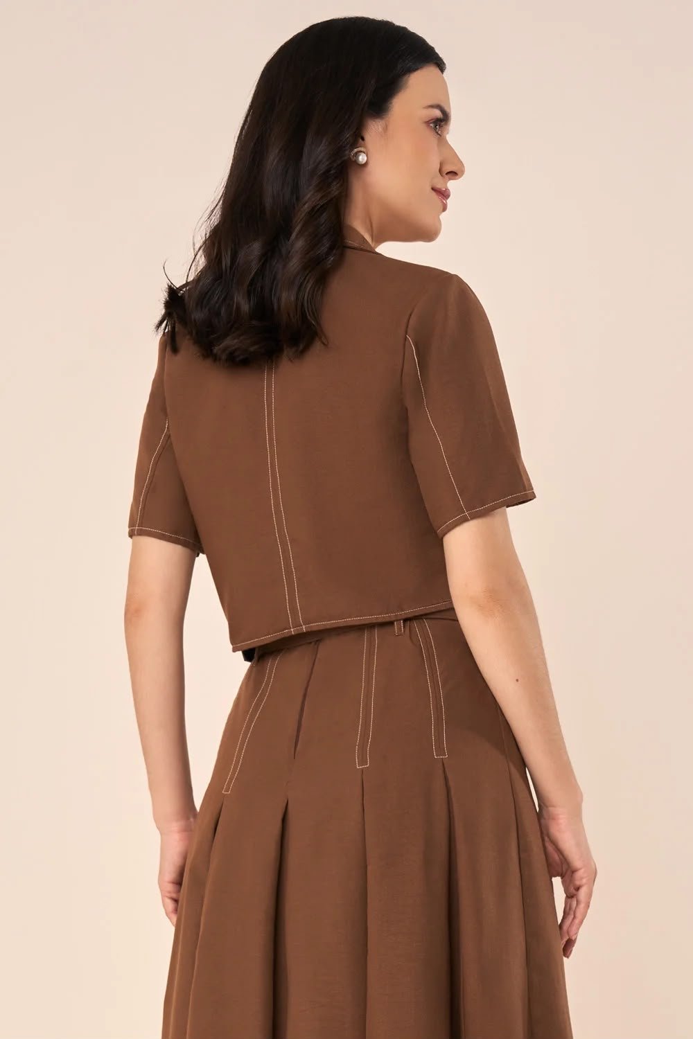 Vestido Midi Marrom de Alfaiataria com Jaqueta Cropped - Fascinius - Imagem 3