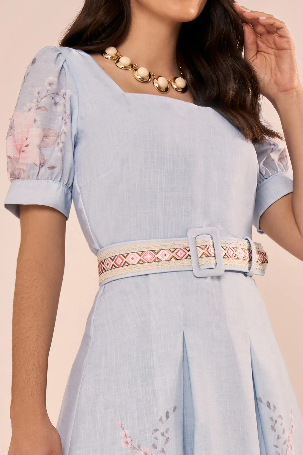 Vestido Midi Evasê com Estampa Floral e Mangas Princesa Azul - Fascinius - Imagem 4
